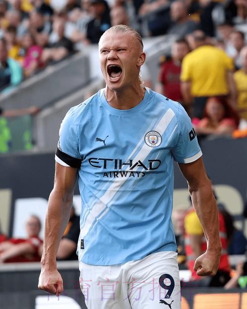 六台记者:巴萨很开心看到哈兰德没有去皇马 六台记者:巴萨很开心看到哈兰德没有去皇马